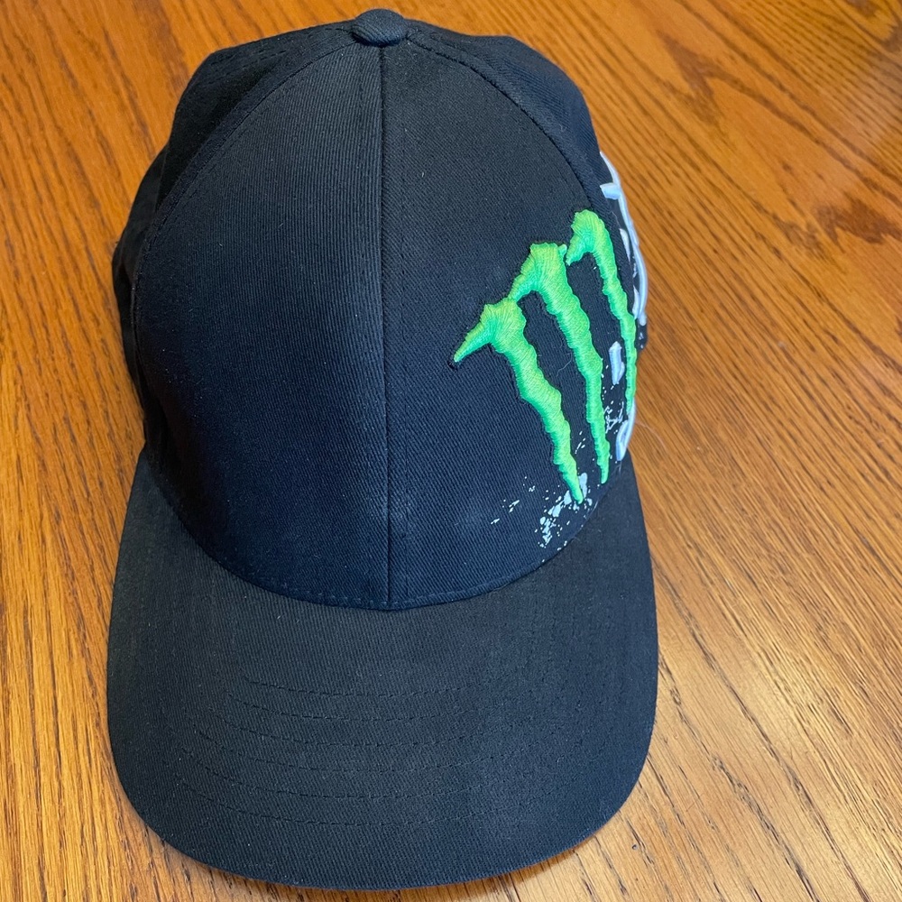 Men’s Fox Monster flex fit hat